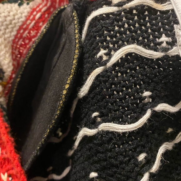 Vintage Talbots Christmas Sweater - Picture 10 of 10